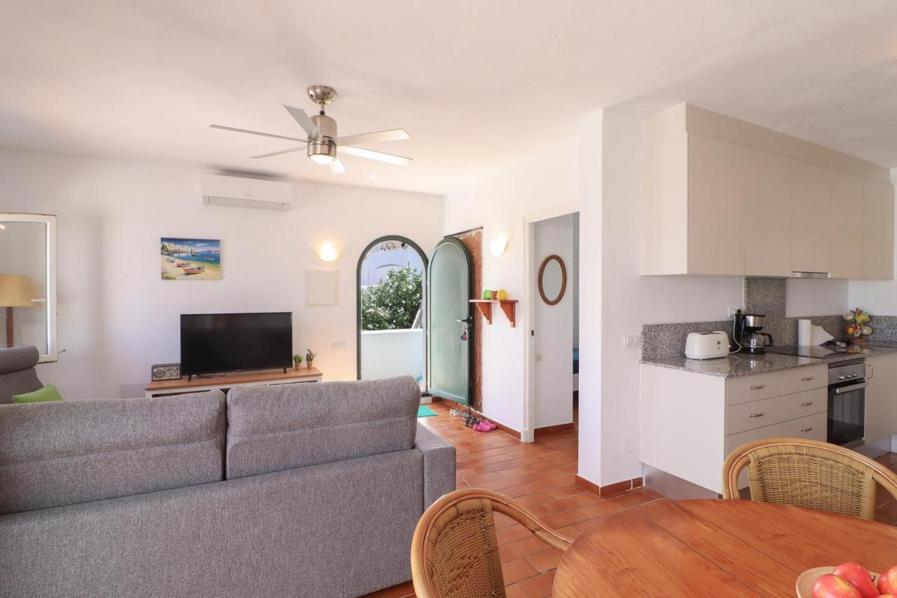 Belvedere, Family-Friendly, Nice, First-Line Apartment With Stunning Beach And Sea Views,Ac Ареналь-д'эн-Кастель Экстерьер фото